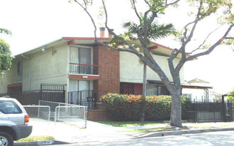 310 S Eucalyptus Ave Apartments