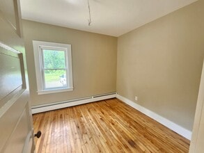 41 Cottage St in Milford, NH - Building Photo - Building Photo