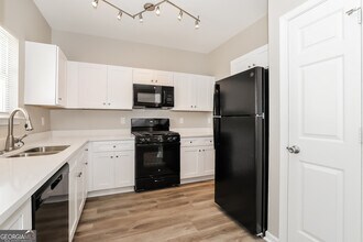 4830 Tangerine Cir in Oakwood, GA - Building Photo - Building Photo