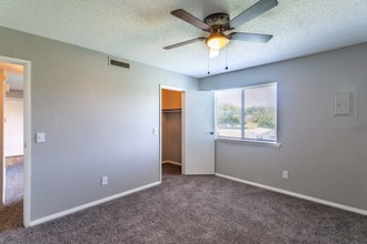 Bridge Creek Apartments in Sapulpa, OK - Building Photo - Interior Photo