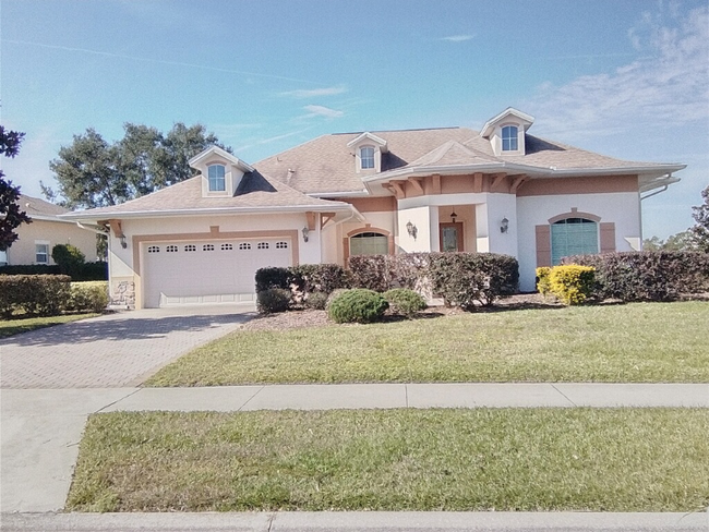 property at 38641 Lakeview Walk