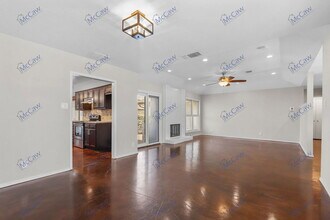4904 Ledgestone Dr in Fort Worth, TX - Building Photo - Building Photo