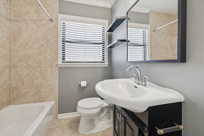 property at 4214 Glebe Rd