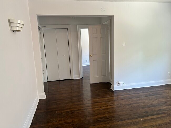 1524 Bathurst Street in Toronto, ON - Building Photo - Building Photo