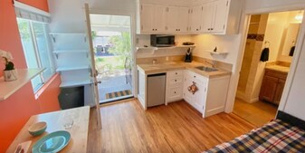 14958 Friar St, Unit Guest House in Van Nuys, CA - Building Photo