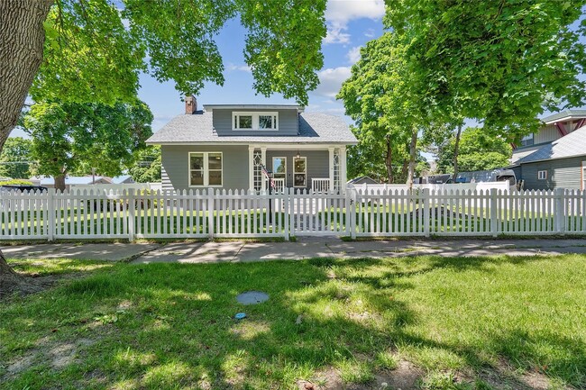 44 4th Ave E in Kalispell, MT - Building Photo - Building Photo