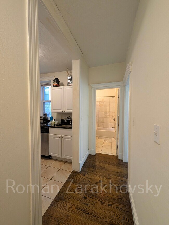 74 Brainerd Rd, Unit 9 in Boston, MA - Foto de edificio - Building Photo