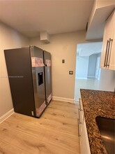 7745 SW 86th St, Unit D-315 in Miami, FL - Building Photo - Building Photo