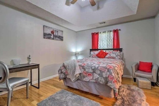 483 Oak Dr SE, Unit 521 in Atlanta, GA - Building Photo - Building Photo