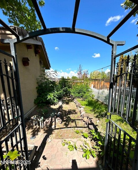 3140 Scarlet Oaks Ct in Sparks, NV - Building Photo - Building Photo