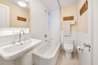 415 Central Prk W in New York, NY - Building Photo - Building Photo
