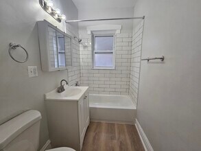 4749 N Monticello Ave in Chicago, IL - Building Photo - Building Photo