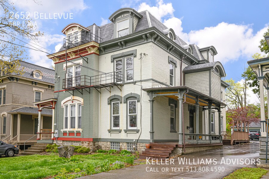 2652 Bellevue Ave in Cincinnati, OH - Building Photo