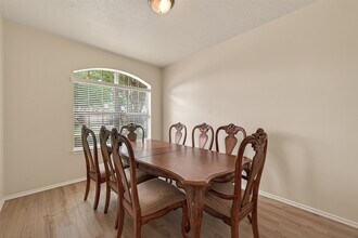 18518 Bare Meadow Ln in Katy, TX - Foto de edificio - Building Photo