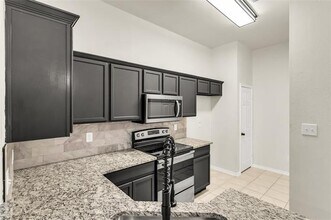 404 Blake Ln in Midlothian, TX - Building Photo - Building Photo
