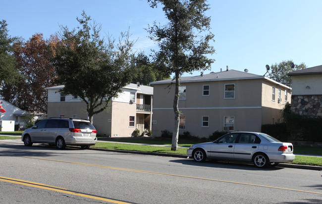 410 Western Ave in Glendale, CA - Foto de edificio - Building Photo