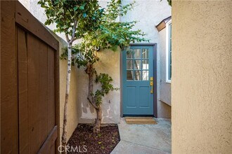 2164 San Michel Dr E in Costa Mesa, CA - Building Photo - Building Photo