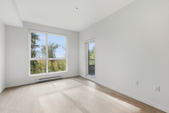 6585-195A 195A St in Surrey, BC - Building Photo - Building Photo