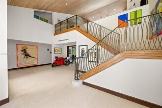 7141 E Lago Dr in Coral Gables, FL - Building Photo - Building Photo