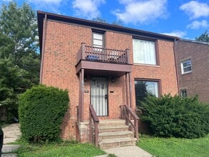 3658 W 107th St in Cleveland, OH - Building Photo - Building Photo