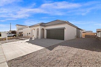 13613 Gatton St in El Paso, TX - Building Photo - Building Photo