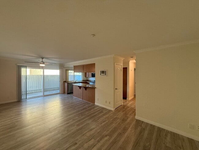 property at 615 Fredricks Ave