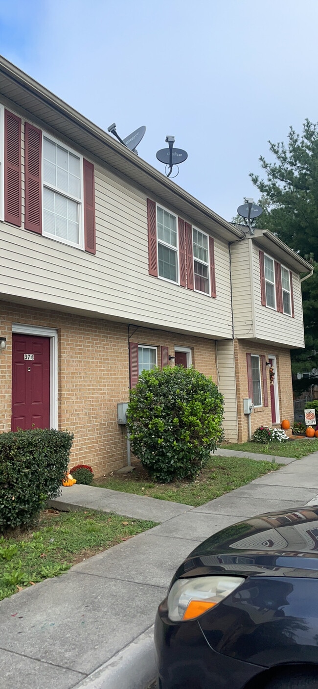 property at 374 Woodstock Ln