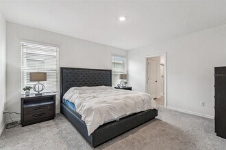 5667 Chorleywood Ln in Wesley Chapel, FL - Building Photo - Building Photo