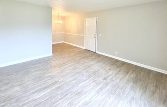 112 Menlo Dr in Columbia, SC - Building Photo - Building Photo