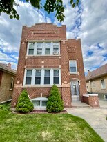 5336 W Dakin St, Unit 1st Floor in Chicago, IL - Building Photo