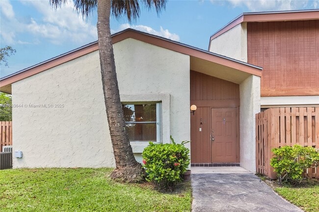 property at 11521 SW 109th Rd