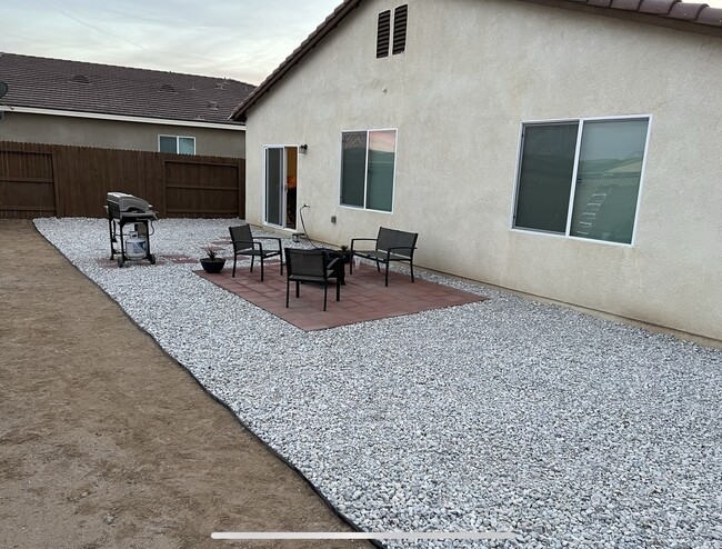 11565 Miranda Dr in Adelanto, CA - Building Photo - Building Photo