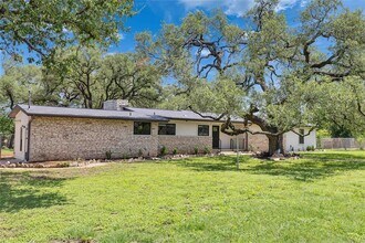 11409 Hunters Ln in Austin, TX - Building Photo - Building Photo