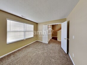 1256 Canterhurst St in Blacklick, OH - Building Photo - Building Photo