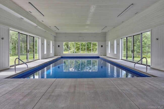 107 Cold Spring Rd in Stanfordville, NY - Building Photo - Building Photo