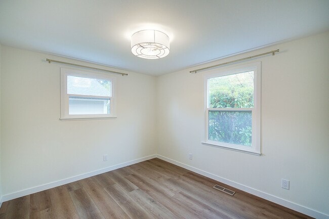 3637 48th Ave SW in Seattle, WA - Building Photo - Building Photo
