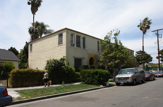 Casa Monterey Apartments in Los Angeles, CA - Building Photo - Building Photo