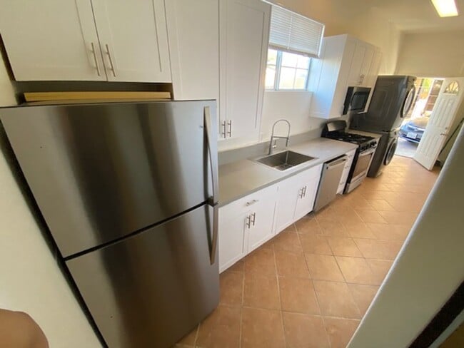 property at 10511 Orange Ave