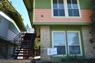 2703 Swisher St in Austin, TX - Building Photo