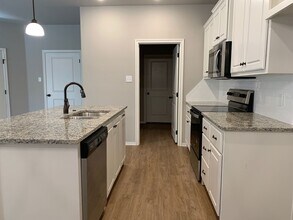 1223 Preston Trails in Wolfforth, TX - Building Photo - Building Photo