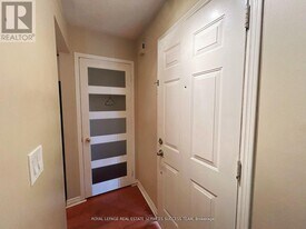 101 Bristol Rd E in Mississauga, ON - Building Photo