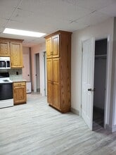 15475 Oak Rd in Waynesboro, PA - Foto de edificio - Building Photo