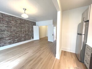 3804 S Edmunds St, Unit H in Seattle, WA - Foto de edificio - Building Photo