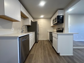 2929 W Floyd Ave, Unit 112 in Denver, CO - Building Photo - Building Photo