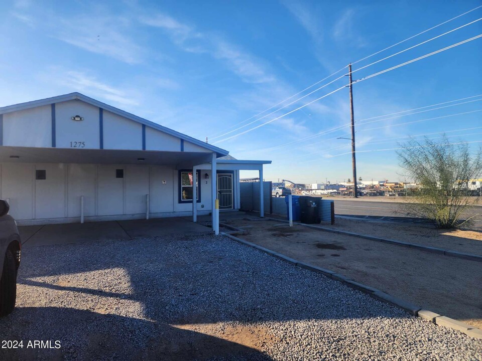 1275 W Broadway Rd in Phoenix, AZ - Building Photo