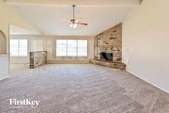 8403 Rustwood Ct in Humble, TX - Building Photo - Building Photo