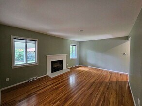 1721 S Krameria Way in Denver, CO - Building Photo - Building Photo