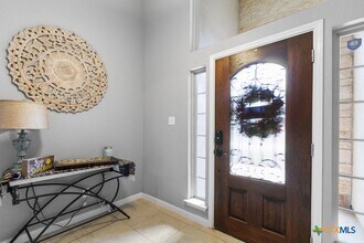 1019 Stone Crossing in New Braunfels, TX - Building Photo - Building Photo