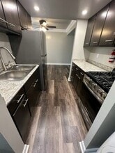 Wilson Pl. / Monroe St. in Oswego, IL - Building Photo - Building Photo