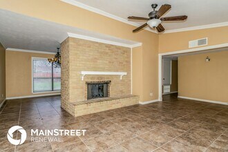 1202 Meandering Way in Mesquite, TX - Building Photo - Building Photo